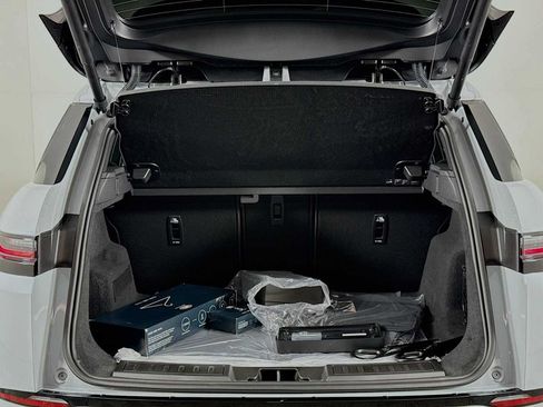 New 2026 Land Rover Range Rover Evoque S AWD/4WD image 24