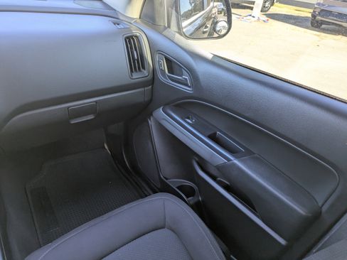 Used 2021 Chevrolet Colorado LT w/ Redline Special Edition image 14