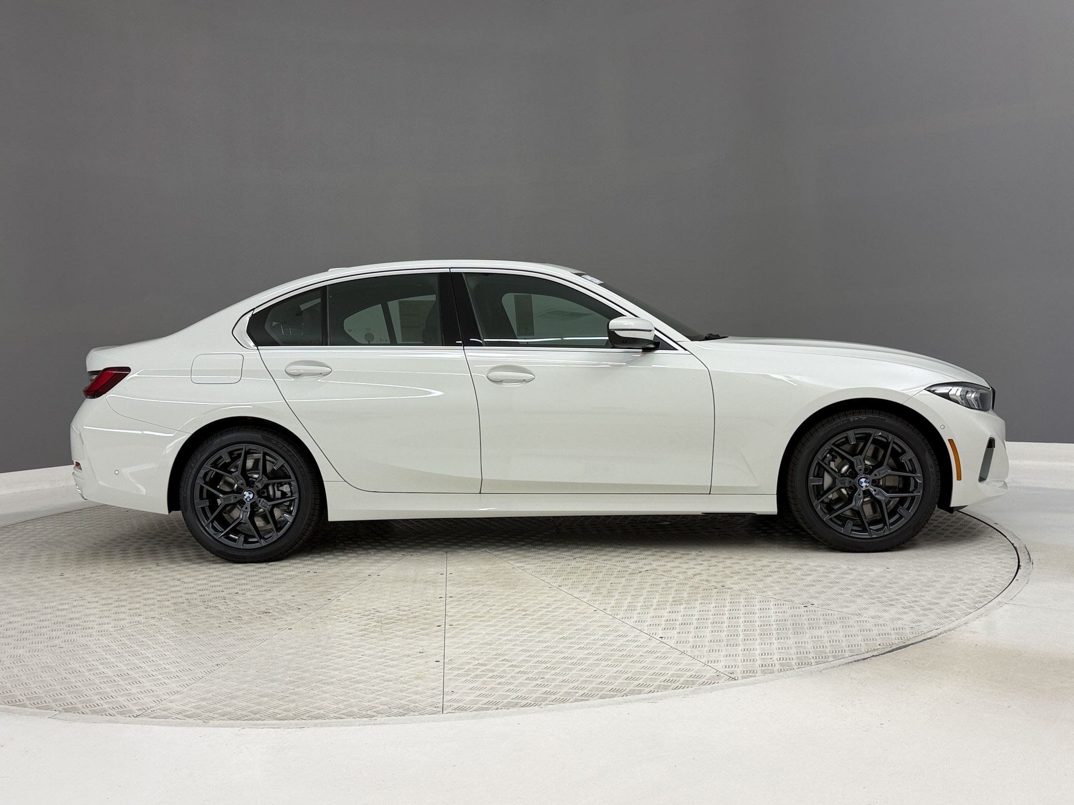 New 2026 BMW 330i Sedan w/ Convenience Package RWD image 8