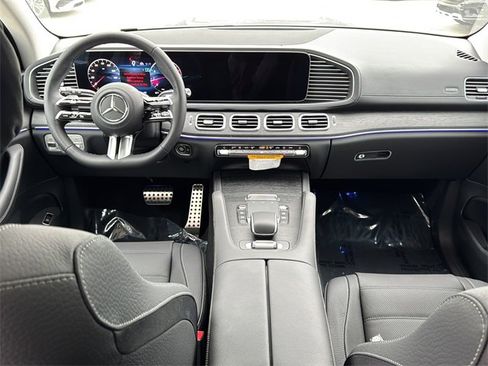 New 2026 Mercedes-Benz GLS 450 4MATIC image 10