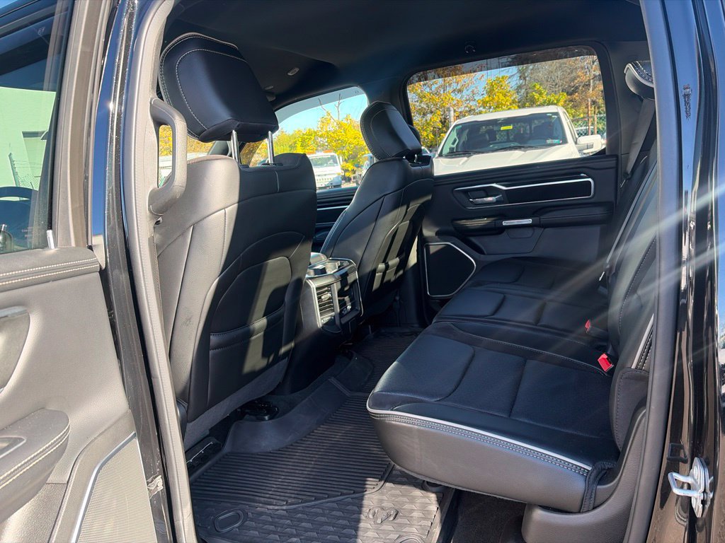 Used 2022 RAM 1500 Laramie AWD/4WD image 14