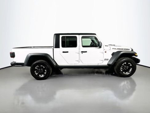 Used 2026 Jeep Gladiator Rubicon w/ Steel Power Dome Hood Package AWD/4WD image 7