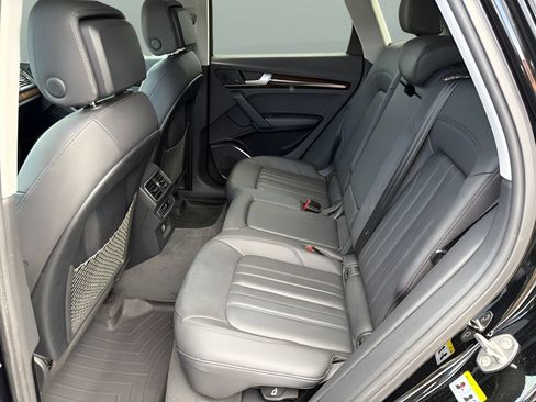 Used 2019 Audi Q5 2.0T Premium AWD/4WD image 18