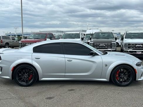 Used 2023 Dodge Charger SRT Hellcat w/ Harman/Kardon Audio Group RWD image 2