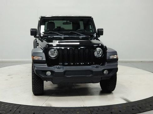 Used 2022 Jeep Wrangler Unlimited Sport AWD/4WD image 3