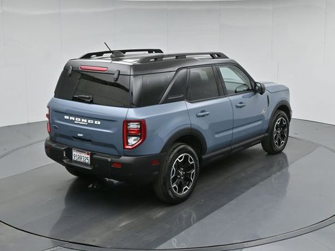 Certified 2025 Ford Bronco Sport Outer Banks w/ Outer Banks Tech Package+ AWD/4WD image 39