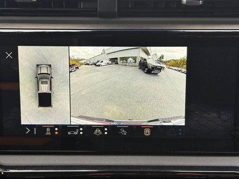 New 2025 GMC Sierra 1500 AT4 w/ AT4 Premium Package image 10