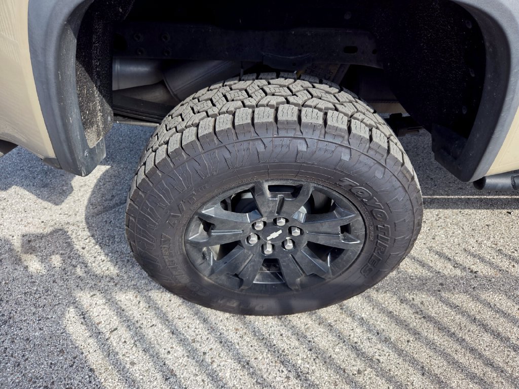 Used 2021 Chevrolet Colorado ZR2 w/ ZR2 Dusk Special Edition AWD/4WD image 5