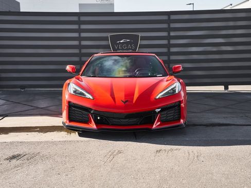 Used 2023 Chevrolet Corvette Z06 w/ Stealth Interior Trim Package RWD image 16