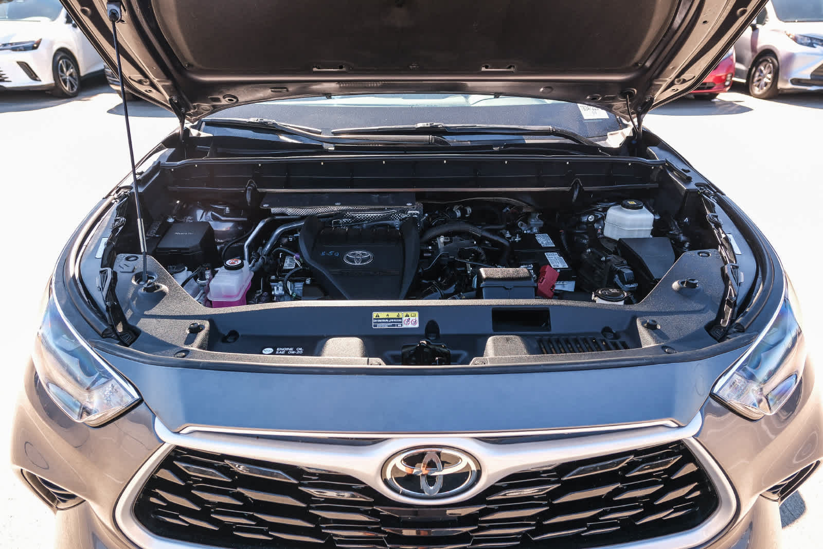 Used 2023 Toyota Highlander XLE FWD image 28