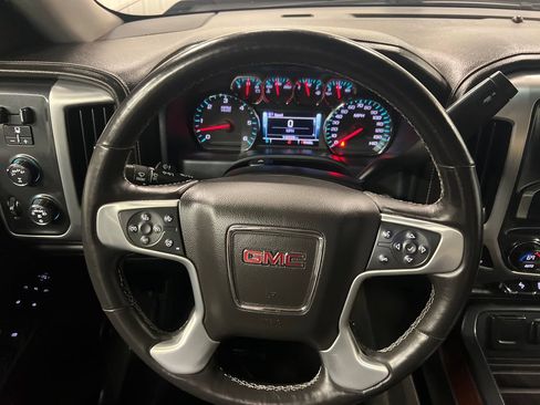 Used 2017 GMC Sierra 1500 SLT AWD/4WD image 18