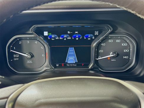 Used 2021 GMC Yukon XL Denali w/ Denali Premium Package image 26