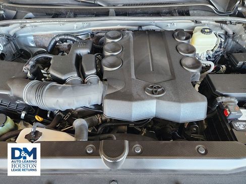 Used 2022 Toyota 4Runner SR5 Premium image 40