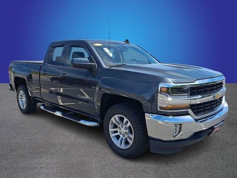 Used 2019 Chevrolet Silverado 1500 LT w/ All Star Edition AWD/4WD image 3