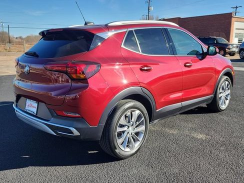 Used 2023 Buick Encore GX Essence w/ Experience Buick Package FWD image 3