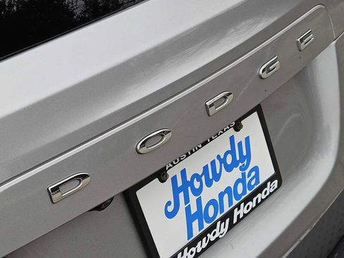 Used 2019 Dodge Grand Caravan SE image 12