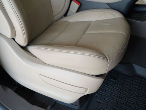Used 2021 Lincoln Aviator Reserve w/ Elements Package Plus RWD image 32