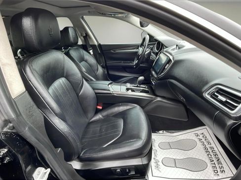 Used 2018 Maserati Ghibli image 13