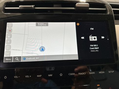 Used 2024 Hyundai Tucson Limited AWD/4WD image 11