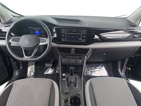 Used 2022 Volkswagen Taos S image 9