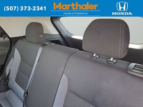 Used 2025 Chevrolet TrailBlazer LT AWD/4WD image 13