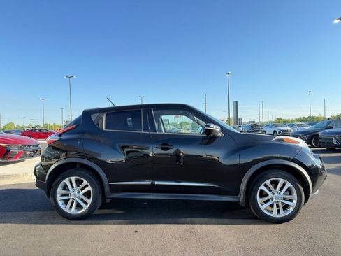 Used 2015 Nissan Juke SV w/ Technology Package FWD image 4
