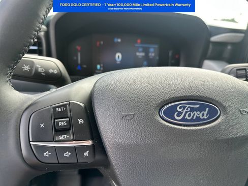 Used 2025 Ford Maverick XLT w/ XLT Luxury Package AWD/4WD image 13