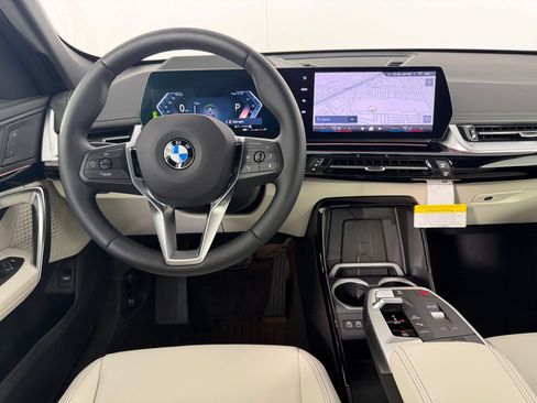 Used 2026 BMW X1 xDrive28i w/ Technology Package AWD/4WD image 31