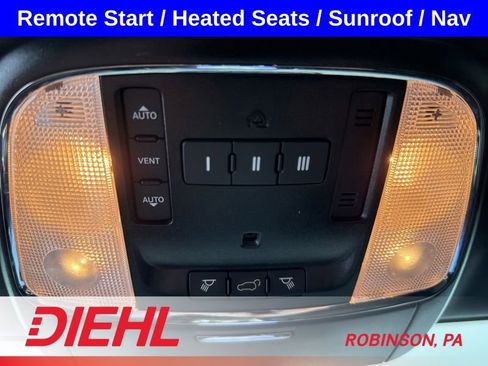 Used 2020 Jeep Grand Cherokee Altitude AWD/4WD image 34