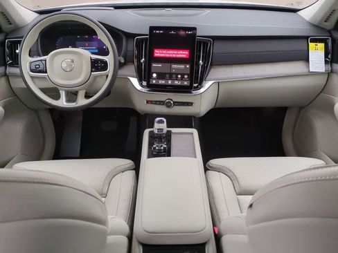 New 2026 Volvo XC90 B6 Ultra w/ Protection Package AWD/4WD image 13