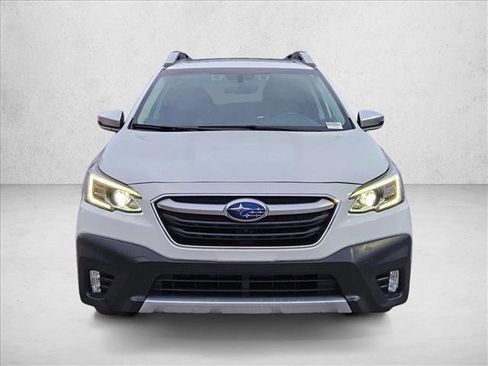 Used 2022 Subaru Outback Touring AWD/4WD image 2