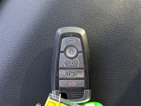 Used 2021 Ford F150 Lariat w/ Equipment Group 502A High image 33