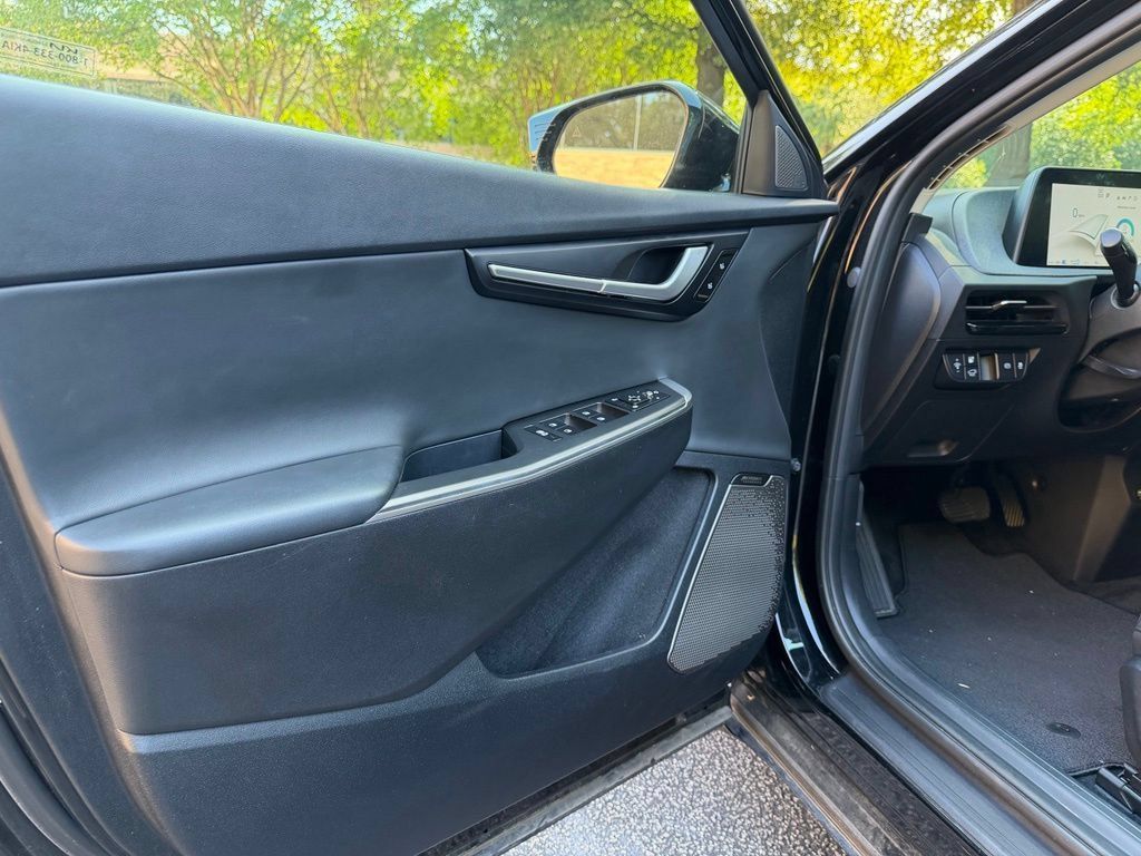 Used 2023 Kia EV6 Wind RWD image 5