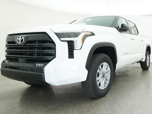 New 2026 Toyota Tundra SR5 AWD/4WD image 39