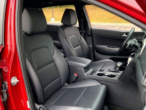 Used 2022 Kia Sportage Nightfall Edition AWD/4WD image 7