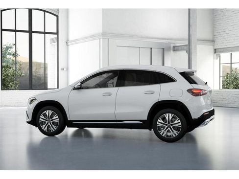 New 2026 Mercedes-Benz GLA 250 4MATIC image 32