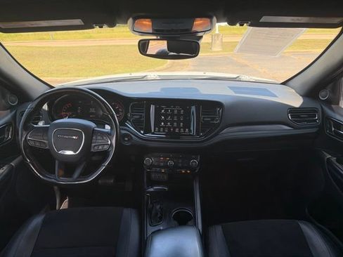 Used 2022 Dodge Durango GT RWD image 9