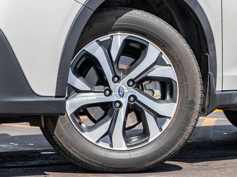 Used 2020 Subaru Outback Touring w/ Popular Package #2 AWD/4WD image 6