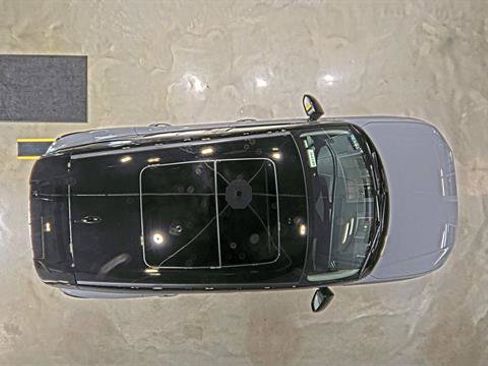 Used 2025 Nissan Murano SL AWD/4WD image 7