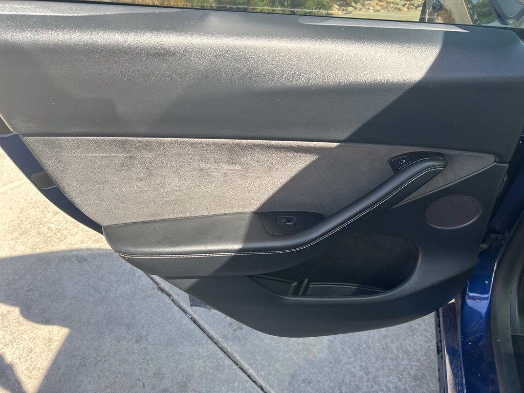 Used 2024 Tesla Model Y Long Range AWD/4WD image 20