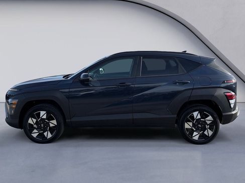 Used 2025 Hyundai Kona SEL AWD/4WD image 2