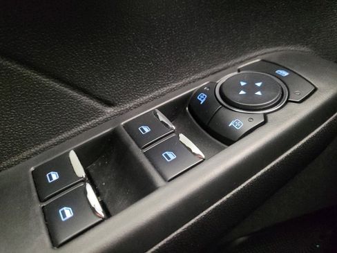 Used 2022 Ford Escape SE w/ SE Sport Appearance Package image 27