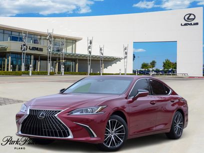 New 2025 Lexus ES 350 w/ Premium Package