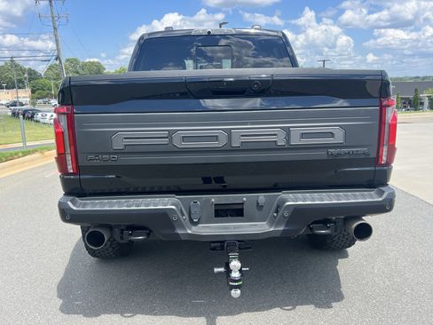 Used 2025 Ford F150 Raptor AWD/4WD image 8
