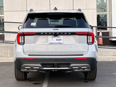 New 2026 Ford Explorer Active image 4