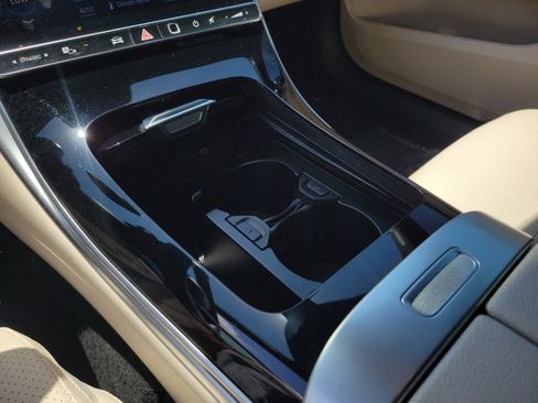 Certified 2023 Mercedes-Benz C 300 4MATIC Sedan image 20