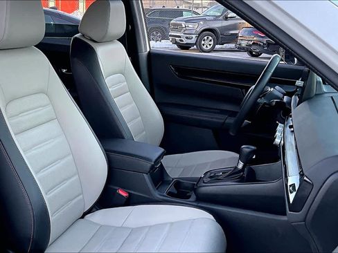 Used 2023 Honda CR-V Sport Touring image 9