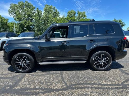 Used 2024 Lexus GX 550 w/ Accessory Package (Z1) AWD/4WD image 8