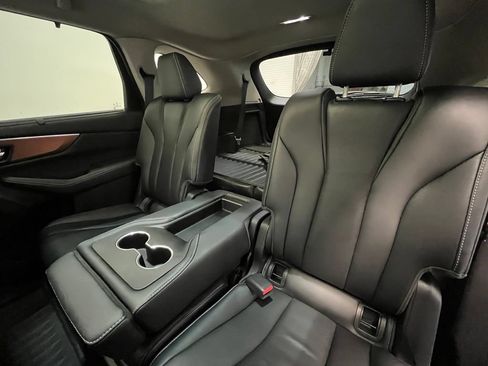 Used 2022 Acura MDX SH-AWD w/ Technology Package image 14