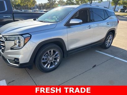 Used 2022 GMC Terrain SLT w/ Infotainment Package II